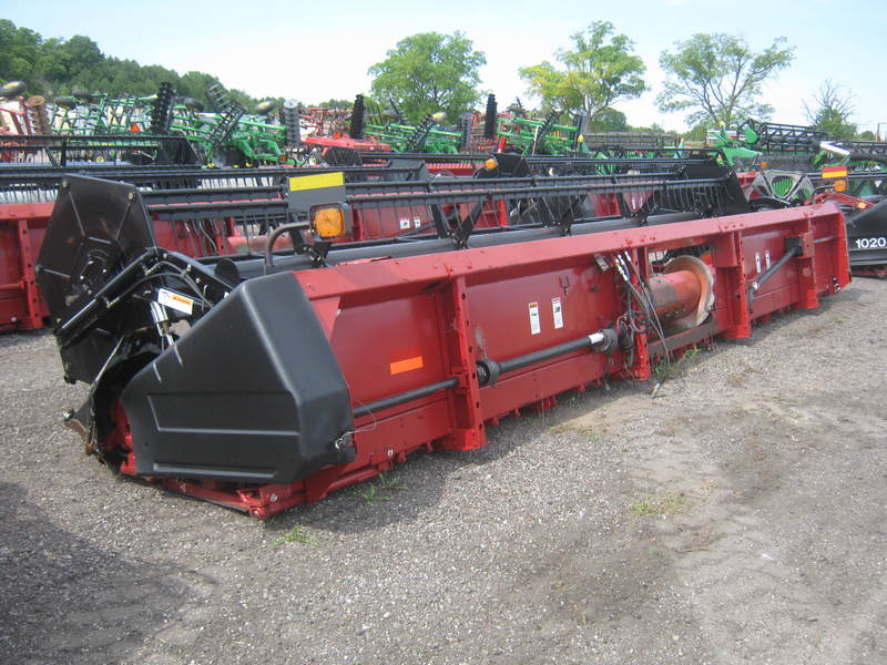 Flex Head  Case IH 1020 Flex Head (25') Photo